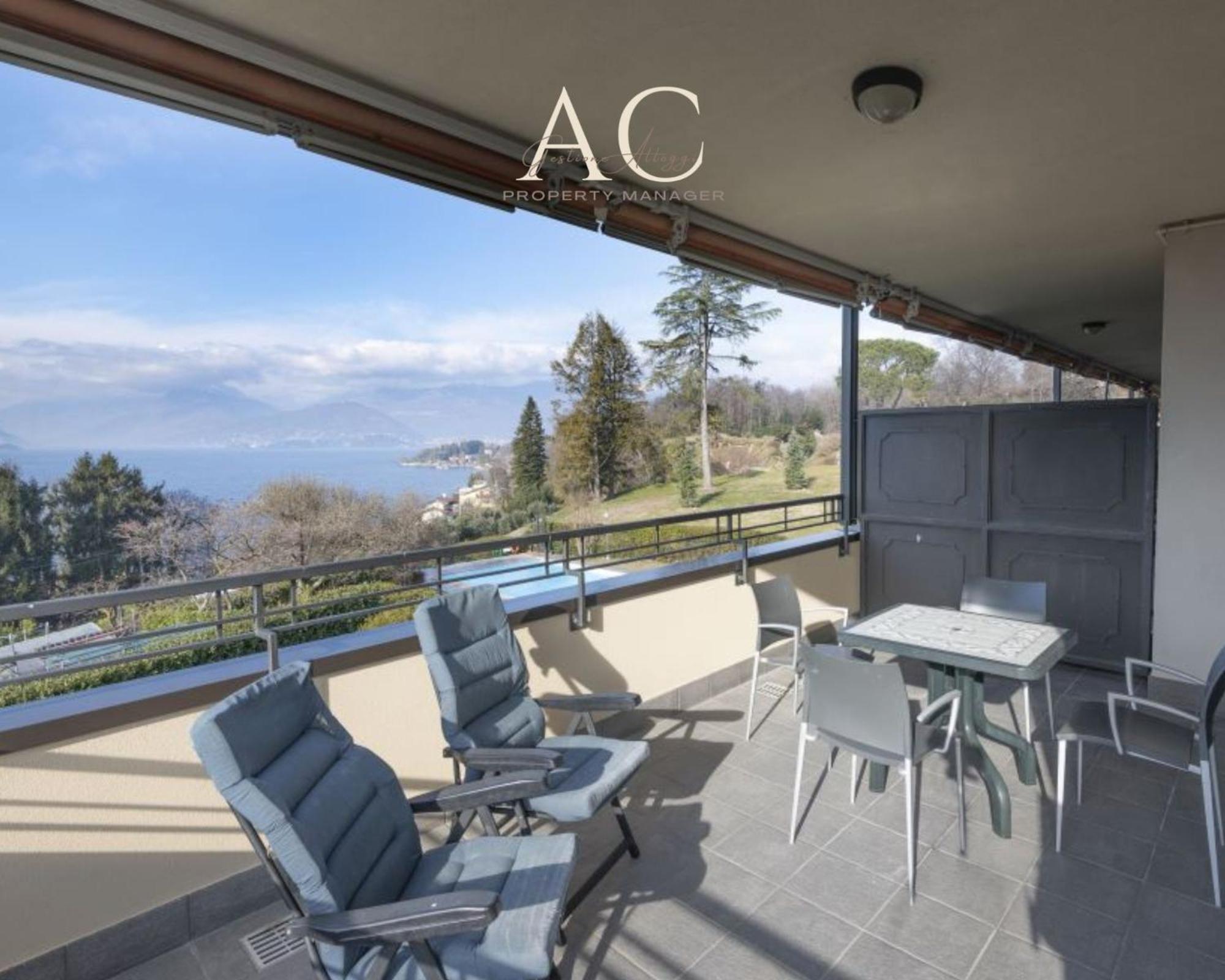 The House On The Lake Reno Di Leggiuno Luaran gambar