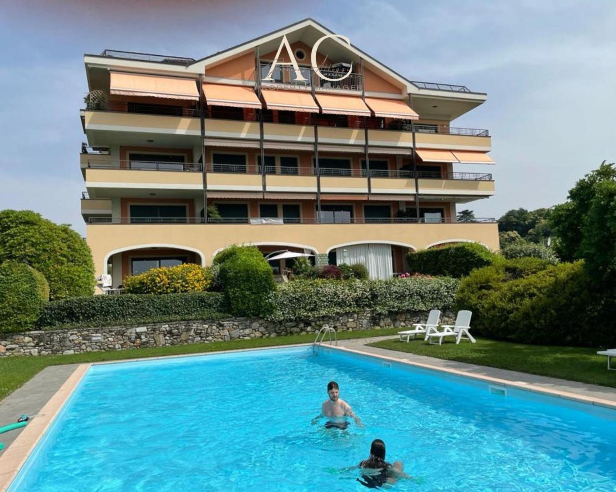 The House On The Lake Reno Di Leggiuno Luaran gambar