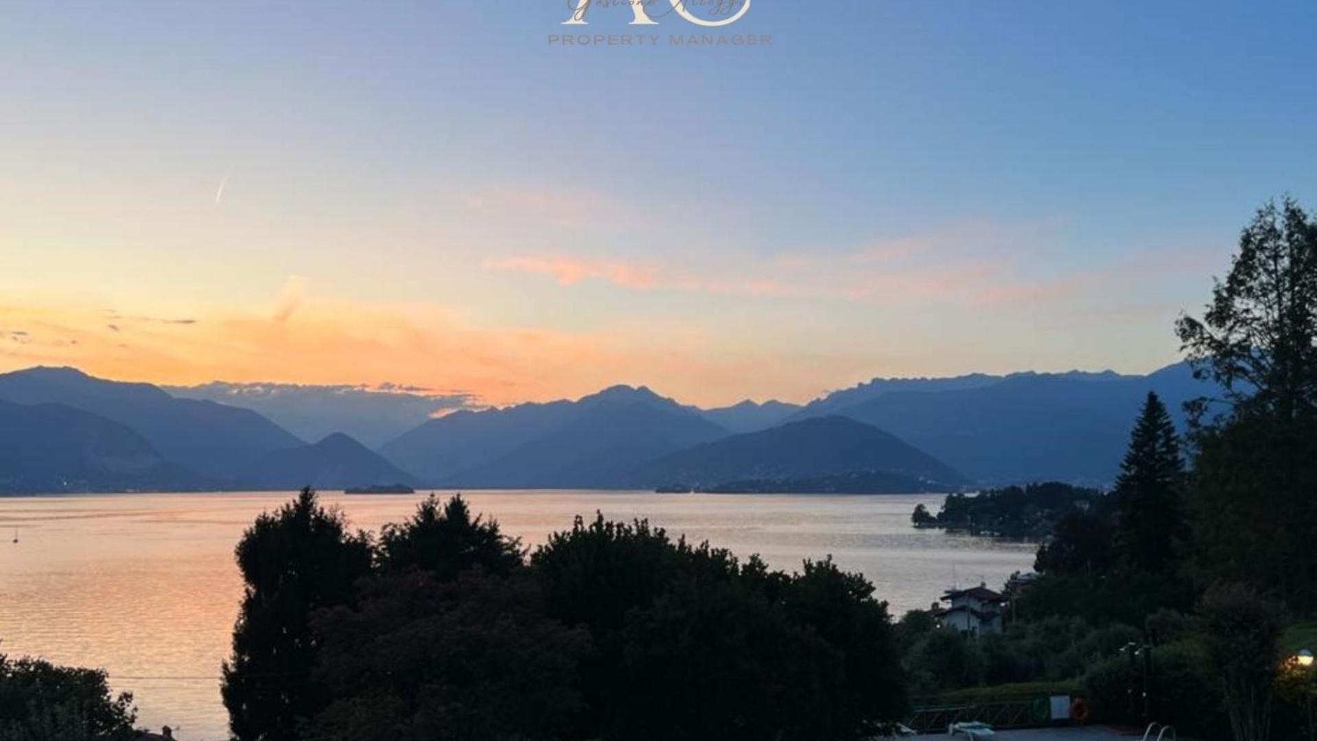 The House On The Lake Reno Di Leggiuno Luaran gambar