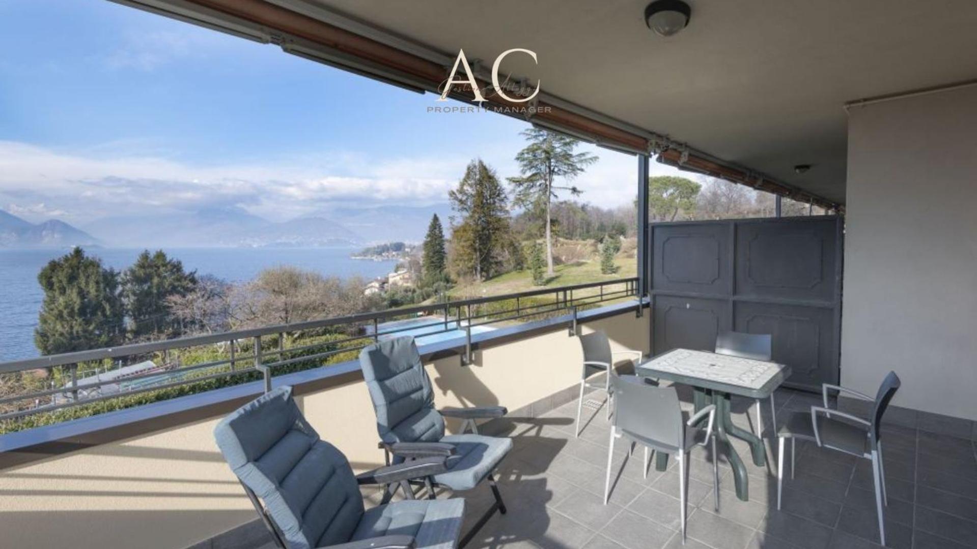 The House On The Lake Reno Di Leggiuno Luaran gambar